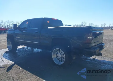 2017 GMC Sierra K2500 Slt z USA, uszkodzony, nr VIN 1GT12TEY5HF249272